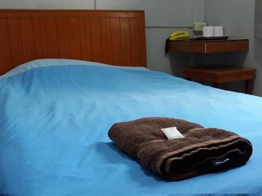 White Orchid Inn I Bangkok Zewnętrze zdjęcie
