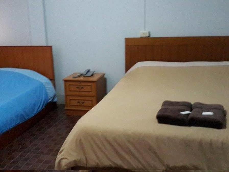 White Orchid Inn I Bangkok Zewnętrze zdjęcie